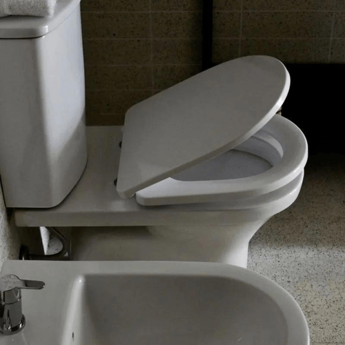 Tapa Asiento de Inodoro Ferrum Varese Veneto TTXUS Urea Blanco Herraje de Metal